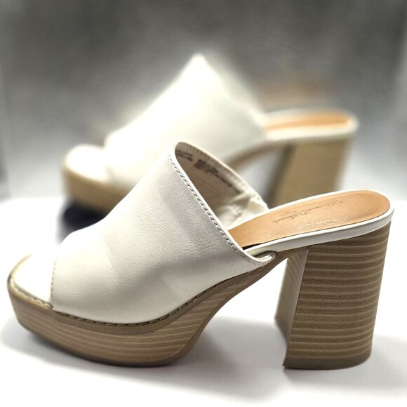 Universal Thread Gabby Women's Beige Block Platform Heeled Mules Size 6 - Picture 1 of 5